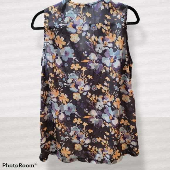 Beautiful Hawthorne sleeveless top, Med. - Picture 5 of 5